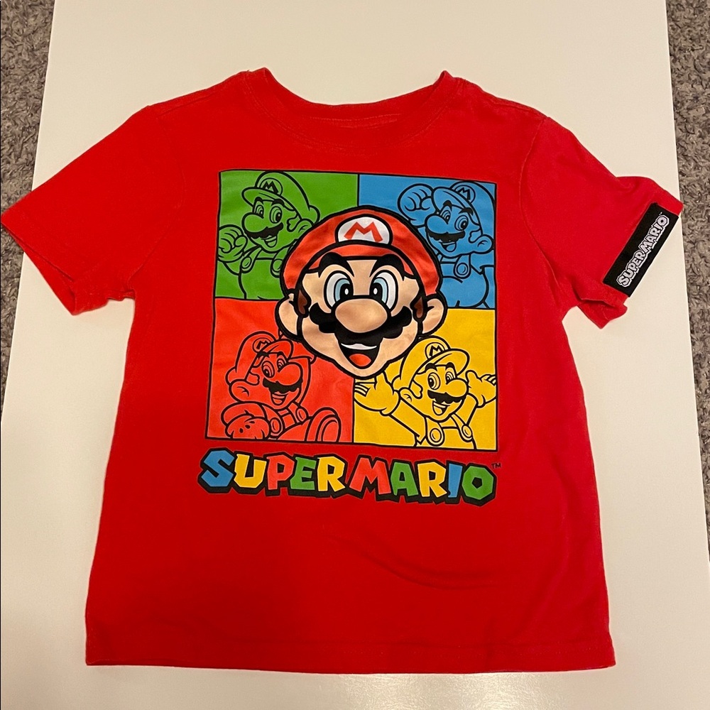 Super Mario Nintendo Red Size 5/6 Super Mario Tee